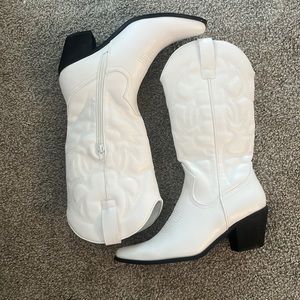 White princess poly cowgirl boots